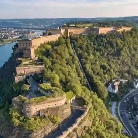 Apartamento Am Festungshang Ehrenbreitstein Coblença