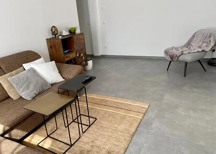 Am Festungshang Ehrenbreitstein アパート